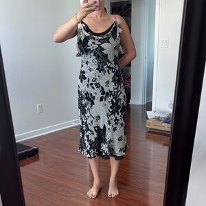 Floral Black and White silk size 4 Dress
